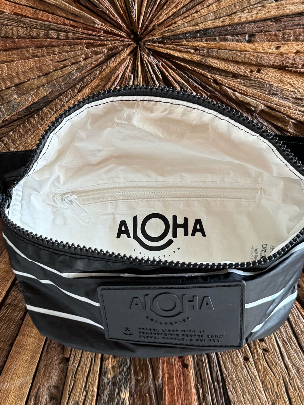 ALOHA COLLECTION•MINI HIP PACK•PINSTRIPE•OS - Picture 8 of 10